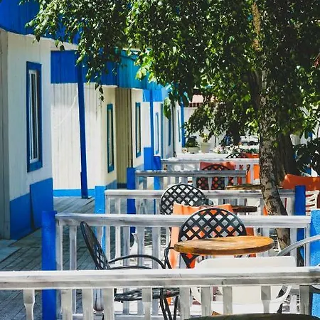 Hotel Хотелски Комплекс Рай 2*